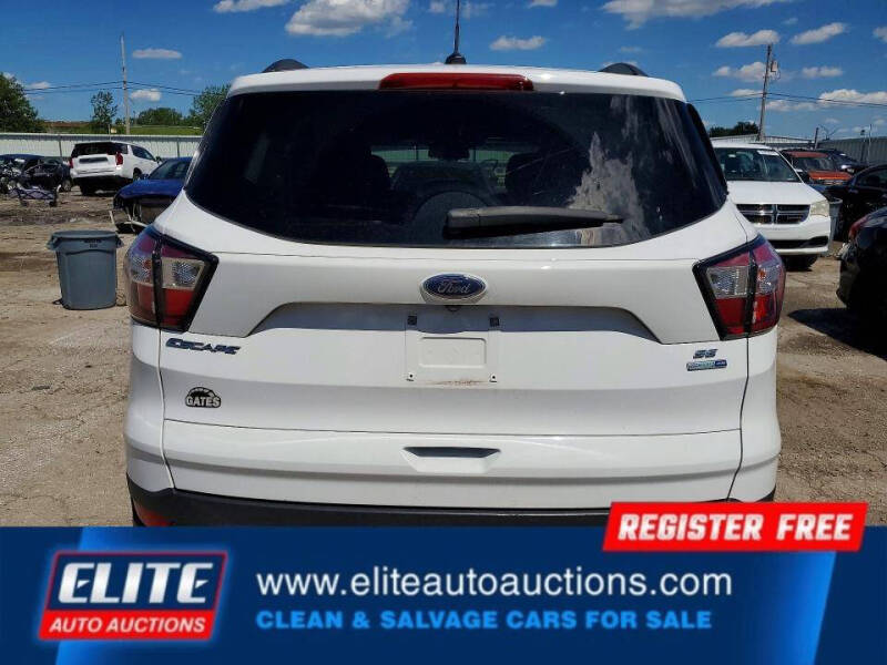 2018 Ford Escape SE