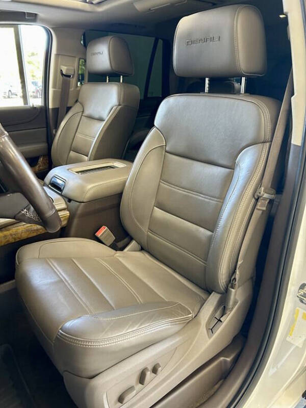 2016 GMC Yukon Denali