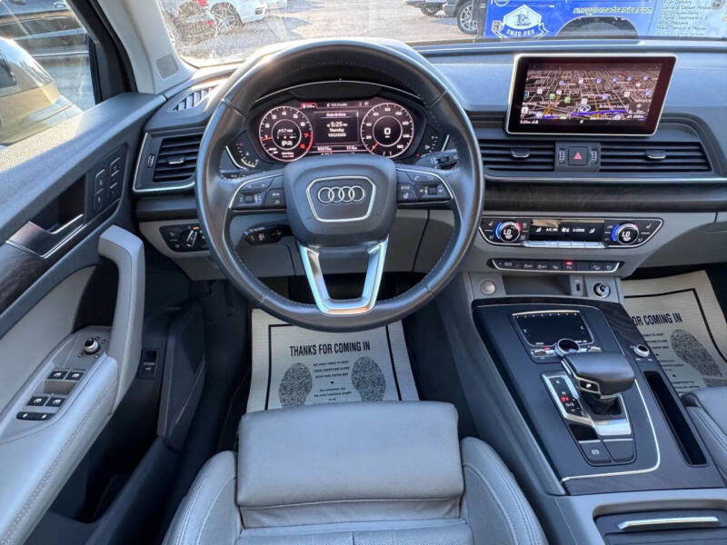 2019 Audi Q5 quattro Prestige 45 TFSI