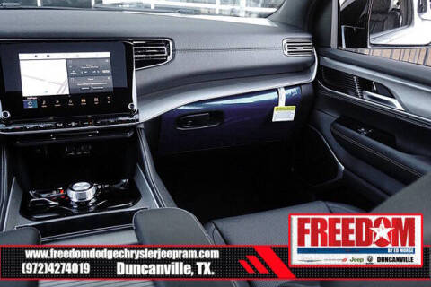 2025 Jeep Wagoneer L Carbide