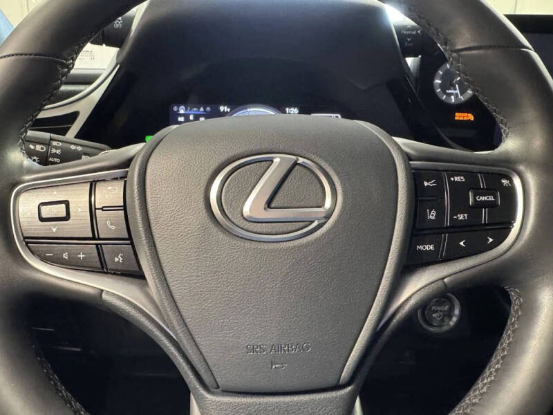 2024 Lexus ES 300h