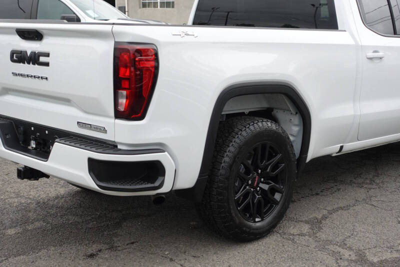 2023 GMC Sierra 1500 Elevation Standard