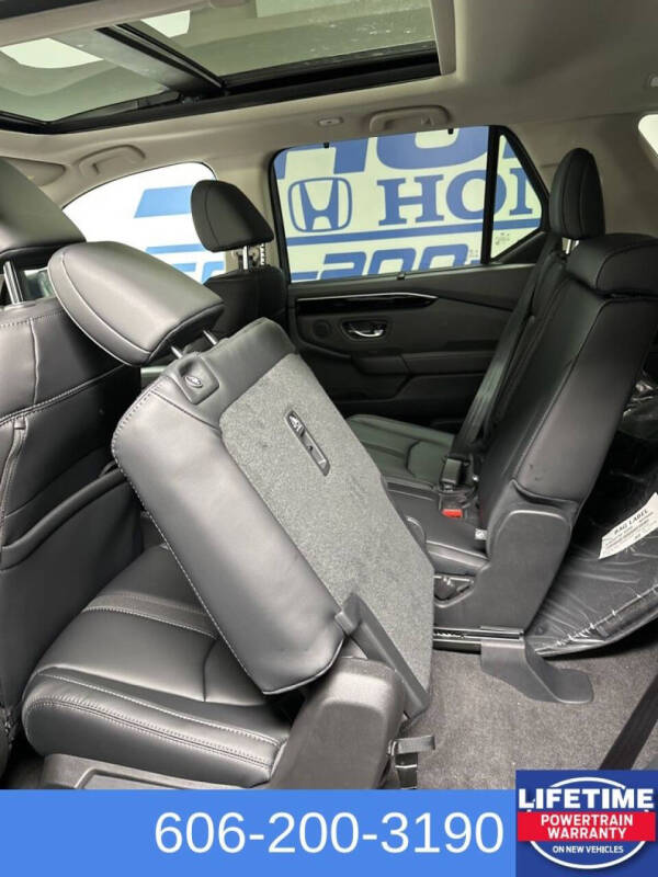 2025 Honda Pilot Touring