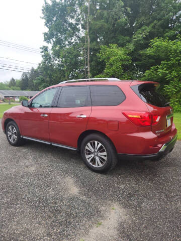 2017 Nissan Pathfinder SL