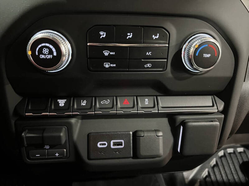 2025 GMC Sierra 3500HD