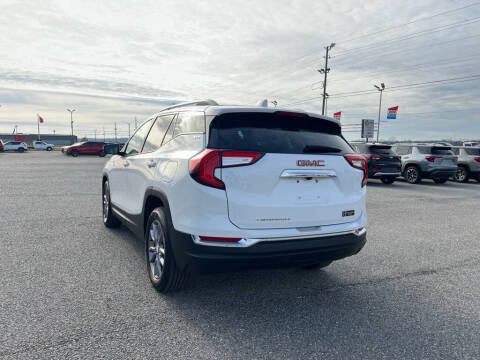 2023 GMC Terrain SLT