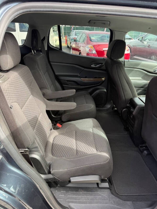 2019 GMC Acadia SLE-2