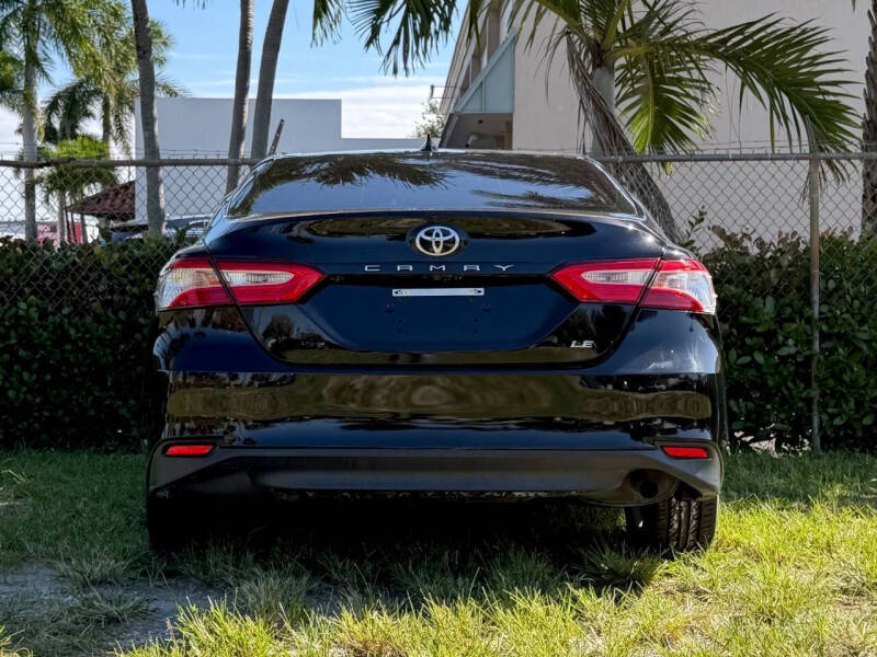 2019 Toyota Camry LE