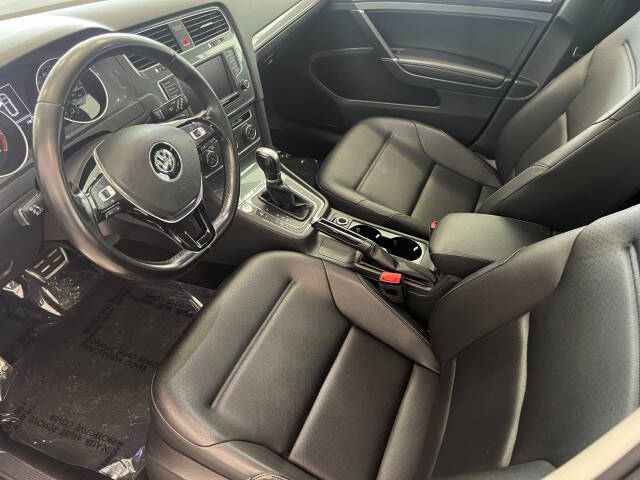 2017 Volkswagen Golf Alltrack