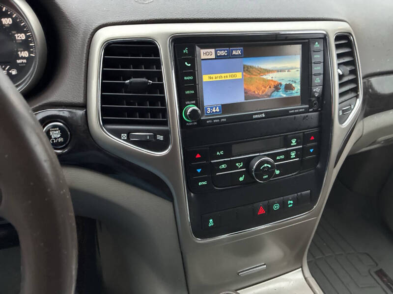 2011 Jeep Grand Cherokee Laredo