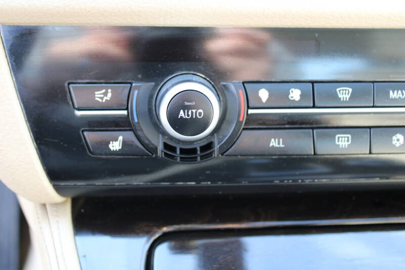 2011 BMW 5 Series 535i