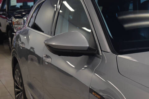 2019 Audi e-tron quattro Prestige