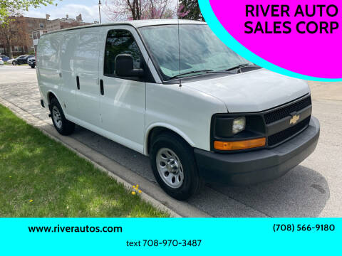 2014 Chevrolet Express Cargo for sale at RIVER AUTO SALES CORP in Maywood IL
