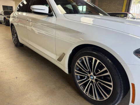 2018 BMW 5 Series 530i