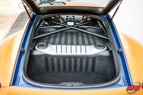 2016 Porsche Cayman GT4