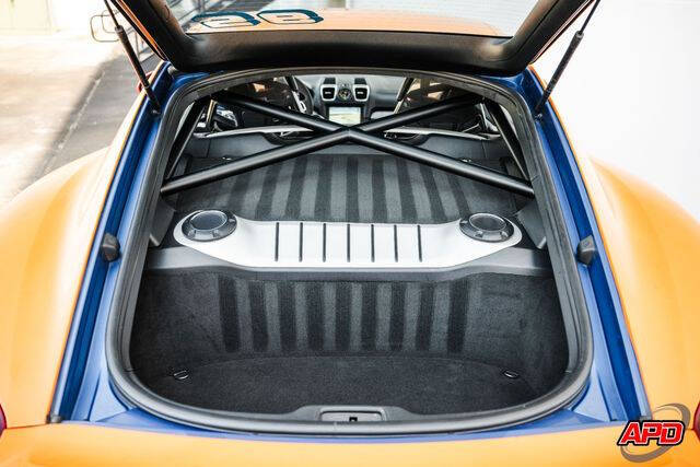 2016 Porsche Cayman GT4