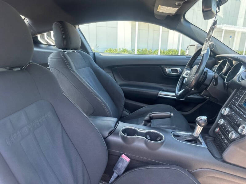 2018 Ford Mustang EcoBoost