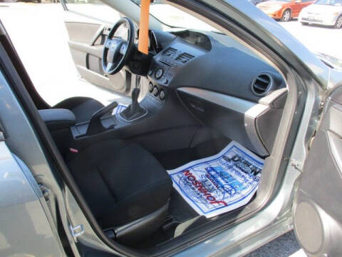 2013 Mazda MAZDA3 i Touring