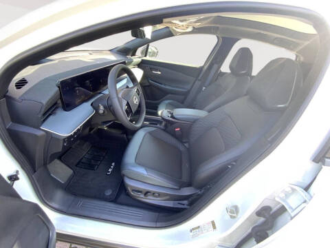 2026 Nissan LEAF Platinum+