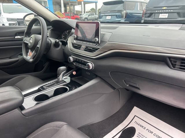 2024 Nissan Altima 2.5 SV