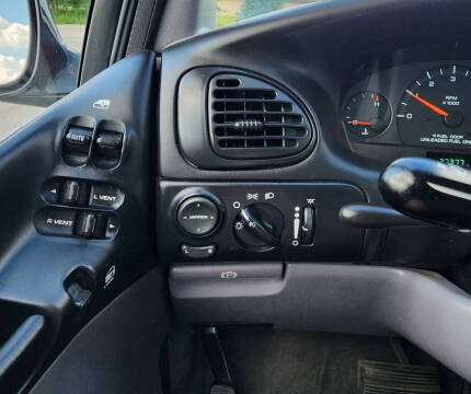 2000 Dodge Caravan SE