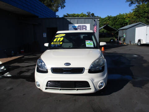 2012 Kia Soul +