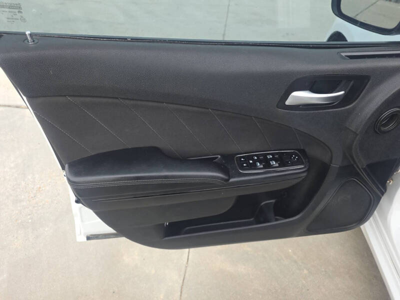 2019 Dodge Charger SXT