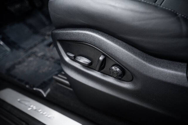 2025 Porsche Cayenne Coupe