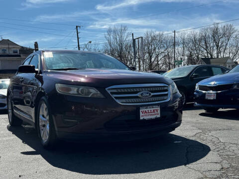 2011 Ford Taurus SEL