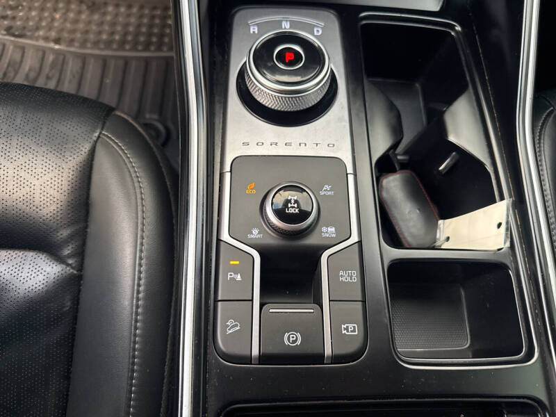 2023 Kia Sorento Hybrid EX