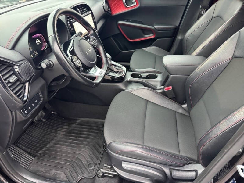 2023 Kia Soul GT-Line