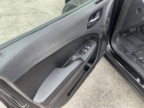 2011 Dodge Charger SE