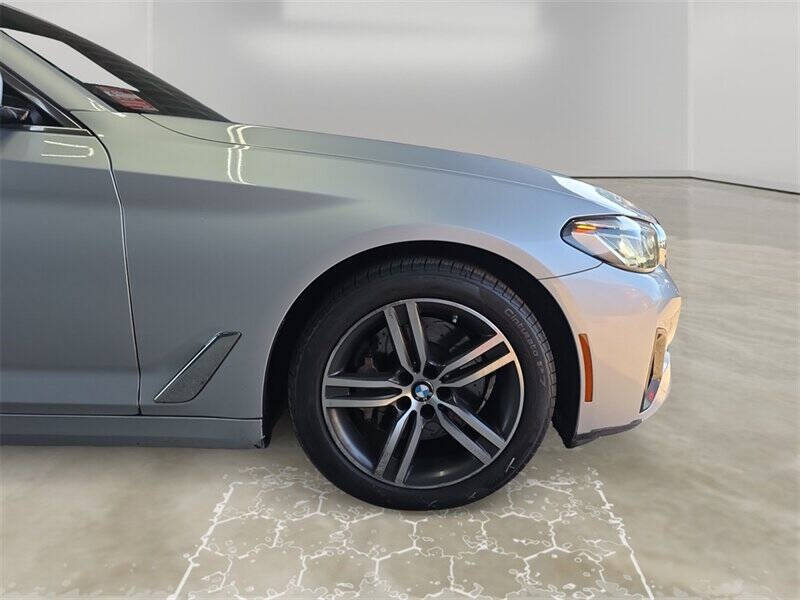 2021 BMW 5 Series 530i