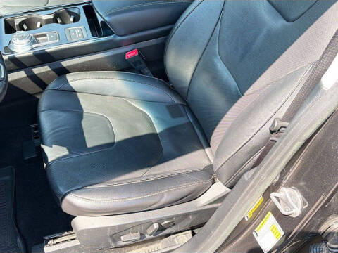 2019 Ford Edge Titanium