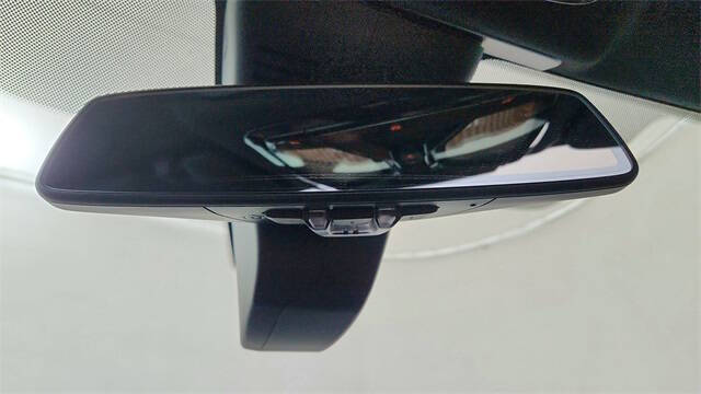 2025 BMW 3 Series M340i