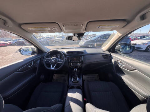 2020 Nissan Rogue SV