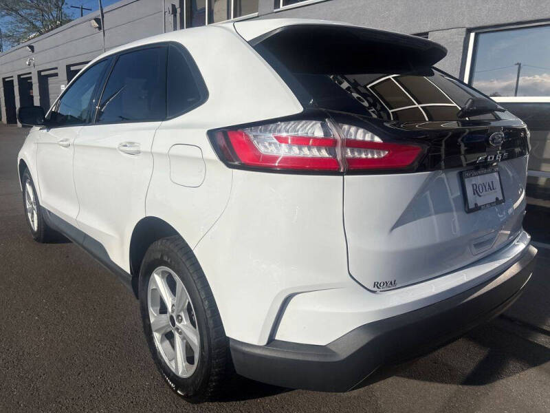 2023 Ford Edge SE