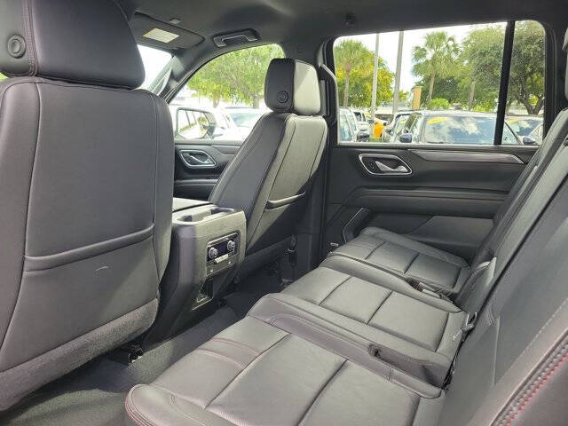 2024 Chevrolet Suburban RST