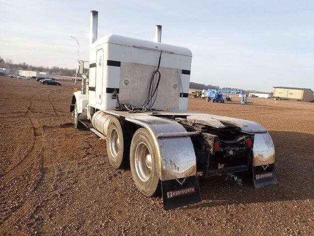 1961 Kenworth W900