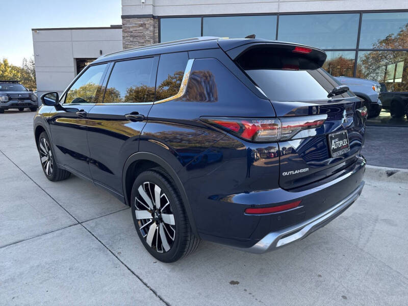 2025 Mitsubishi Outlander SEL