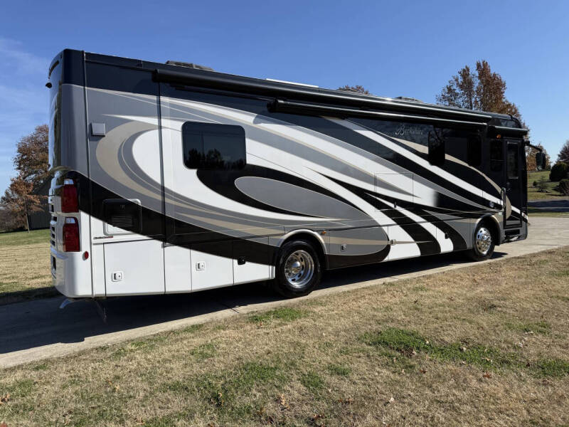 2021 Forest River Berkshire