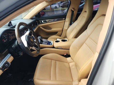 2020 Porsche Panamera