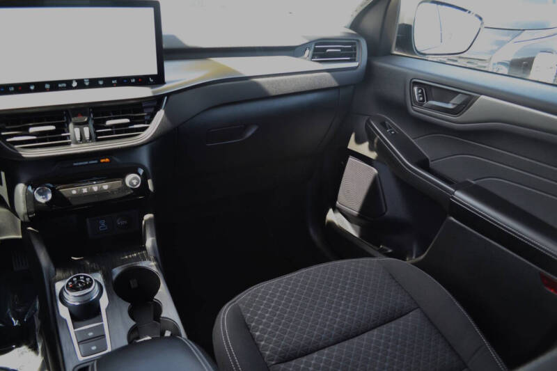 2023 Ford Escape Hybrid Active