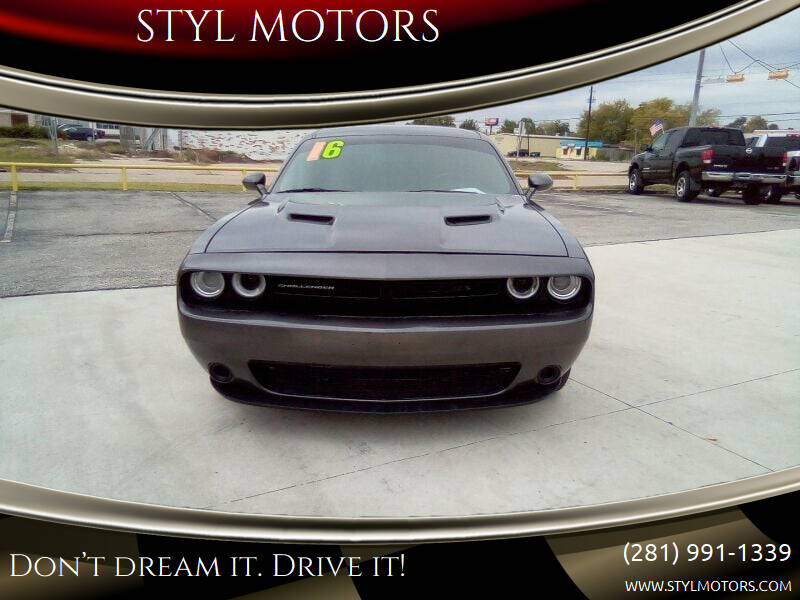 2016 Dodge Challenger for sale at STYL MOTORS in Pasadena TX