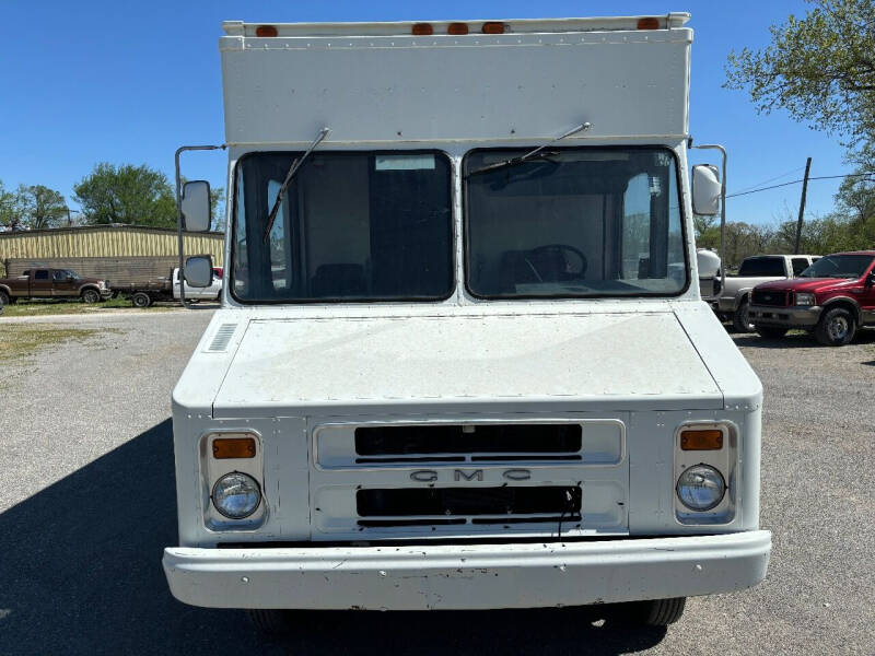 1987 GMC P30 Forward Control Chassis