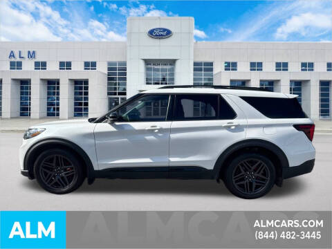 2025 Ford Explorer ST