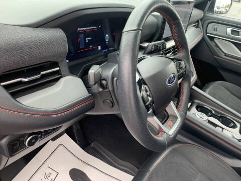 2025 Ford Explorer ST