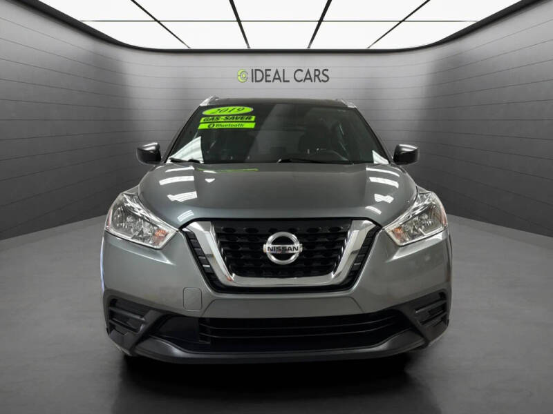 2019 Nissan Kicks S