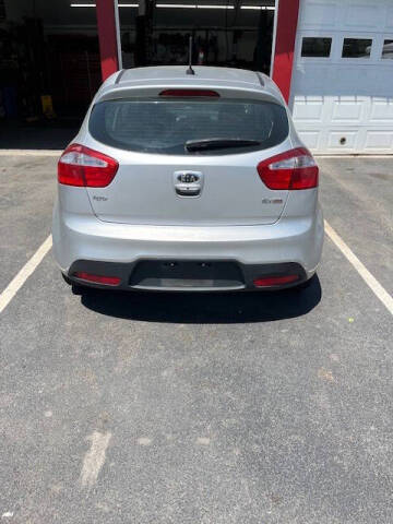 2012 Kia Rio 5-Door EX