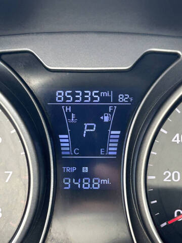 2017 Hyundai Veloster Value Edition